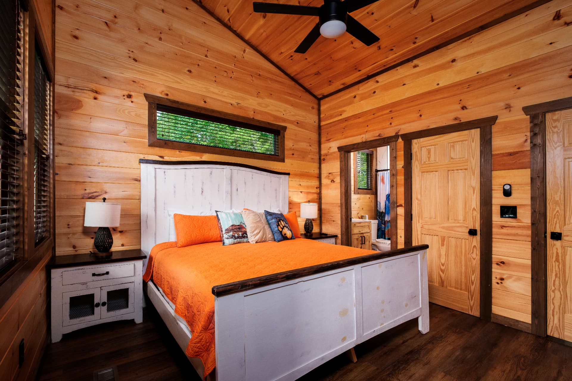 Guest Bedroom & Deck Access